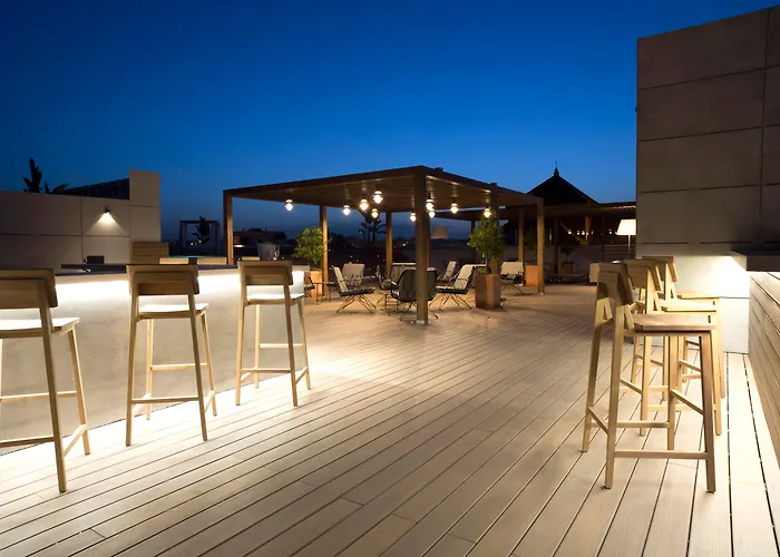 Hotels in Seville with Pool